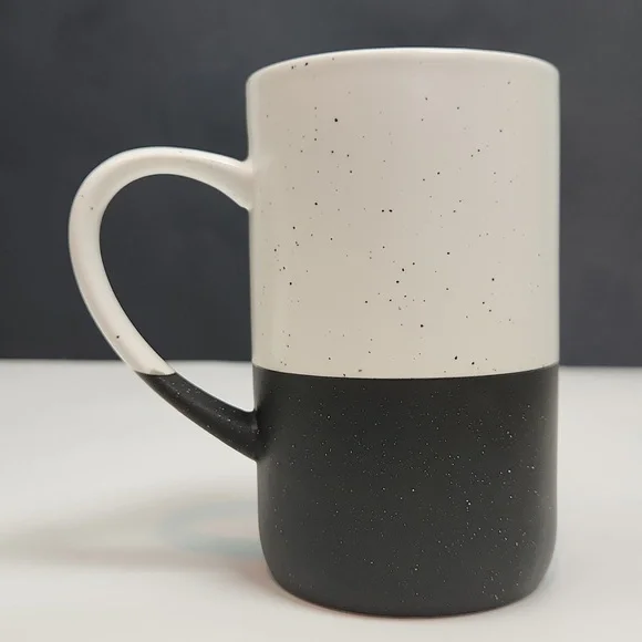 AVEDA Tote and Ceramic Mug set, Unused Limited Edition Set NWT